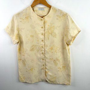VTG Liz Claiborne Soft Yellow Floral Silk Short Sleeve Button Up Blouse Size 4